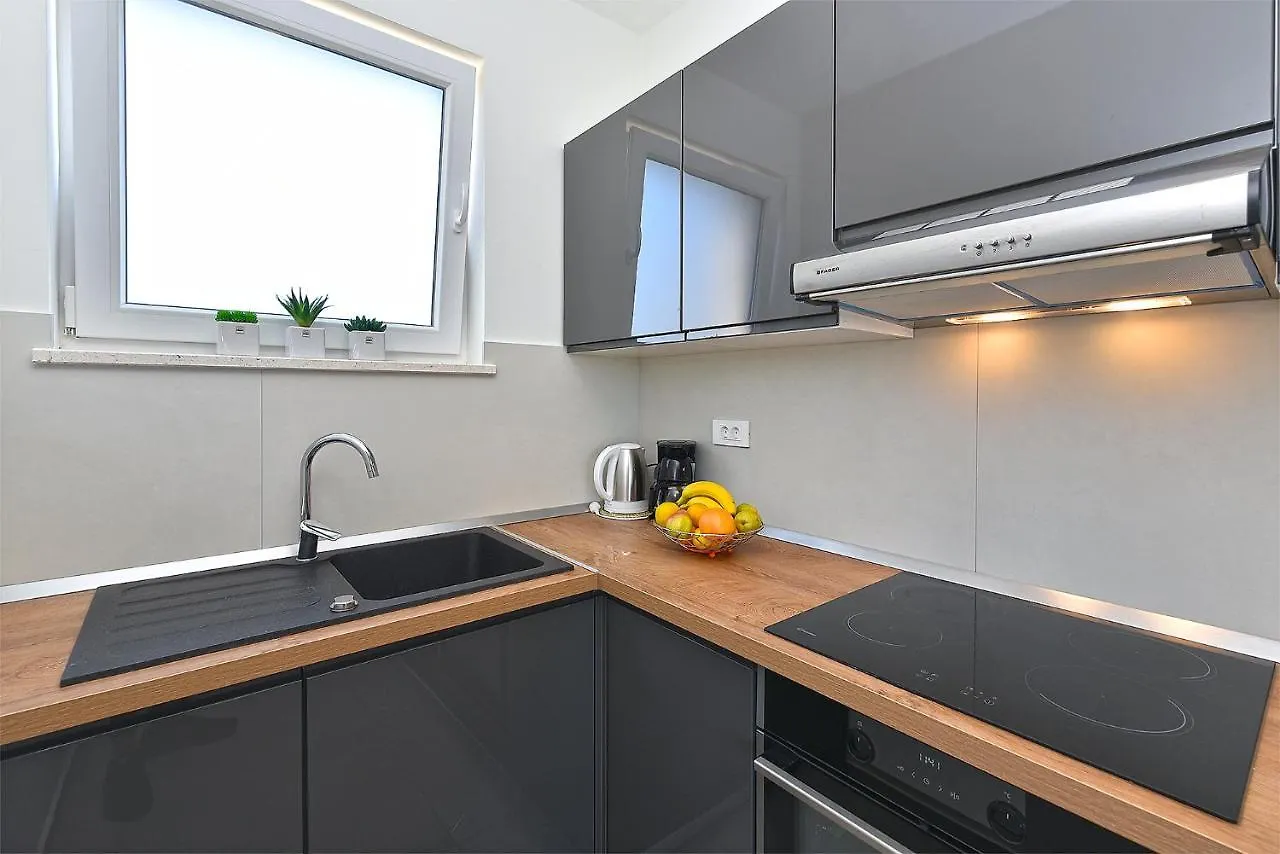 Villa Leko 2203 Перой Дом отдыха